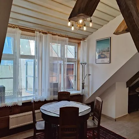 Old Town's Charming Attic Studio *