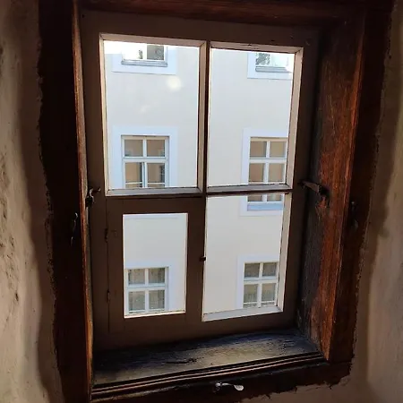 Old Town's Charming Attic Studio *